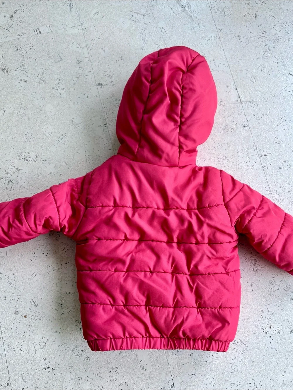 Oshkosh heavy weight toddler puffer jacket.